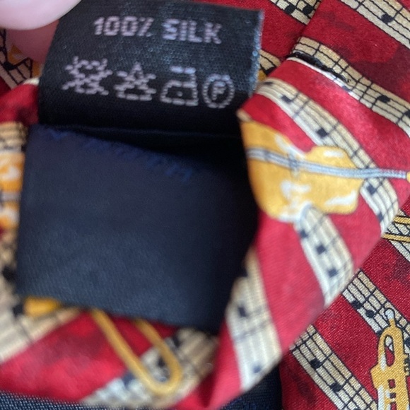 Robin Ruth Silk Music Score Muical Instruments Sheet Music Tie - Picture 3 of 6